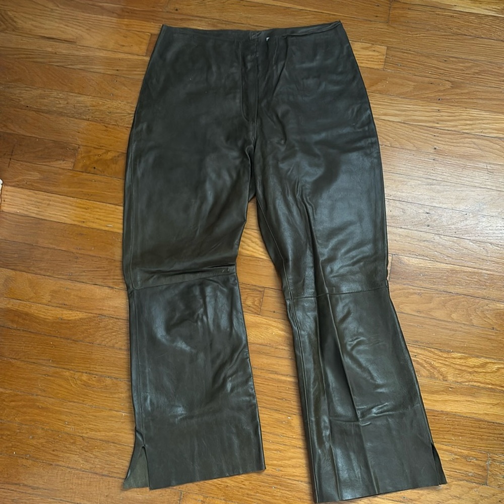 Olive green genuine leather cropped pants